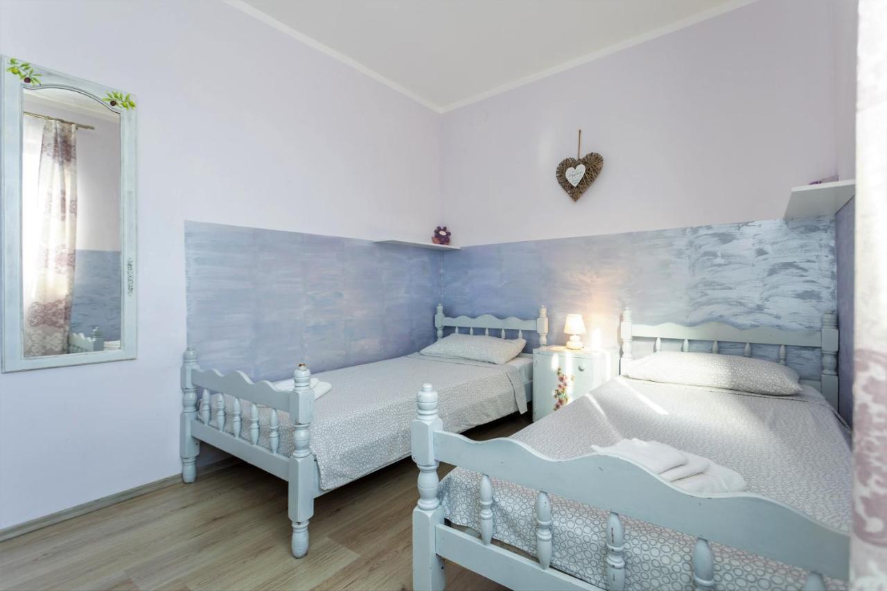 Apartman Doris Milohnici Bagian luar foto