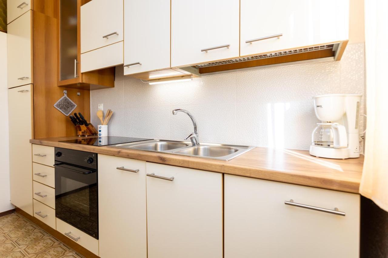 Apartman Doris Milohnici Bagian luar foto
