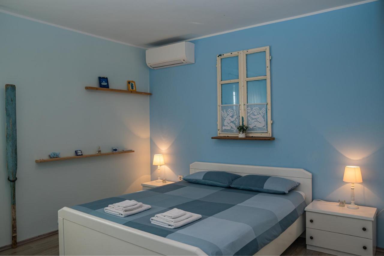 Apartman Doris Milohnici Bagian luar foto