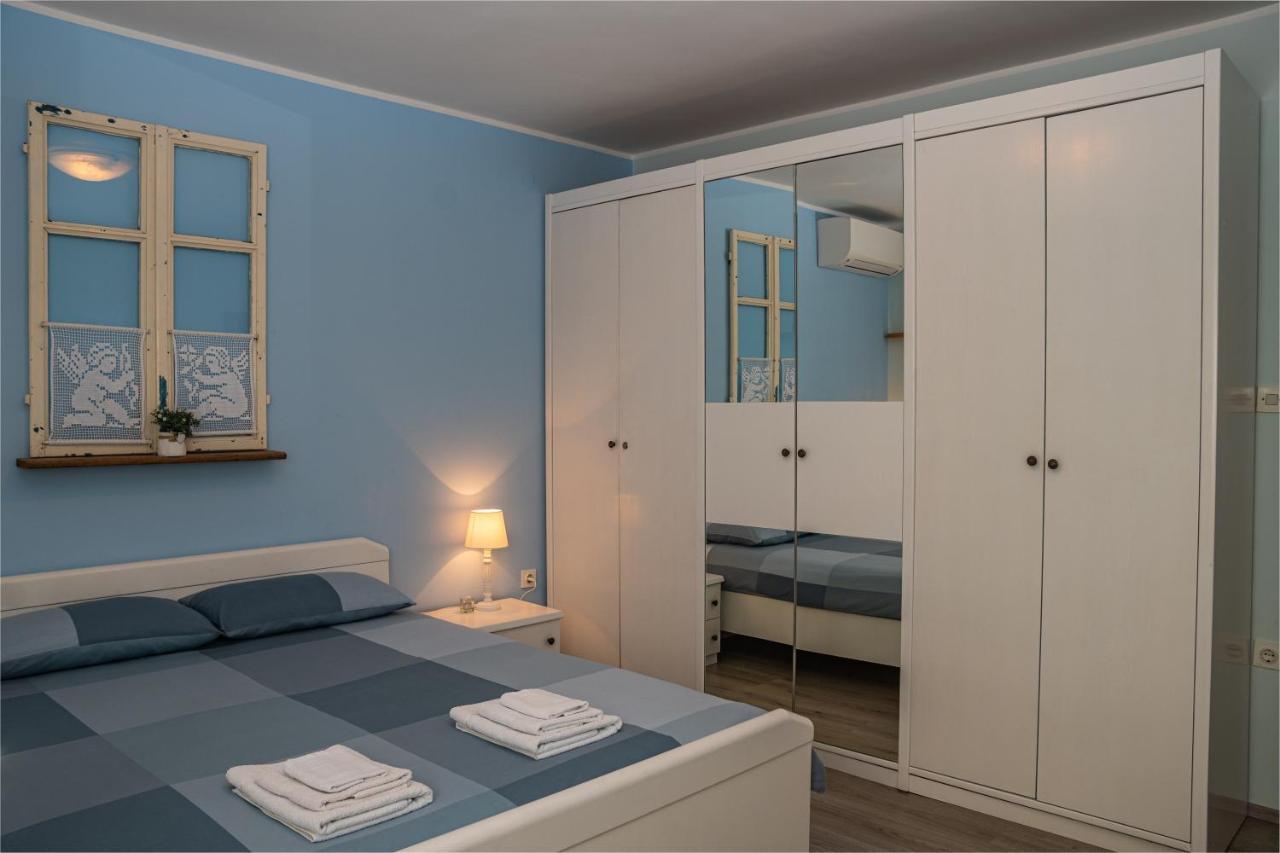Apartman Doris Milohnici Bagian luar foto