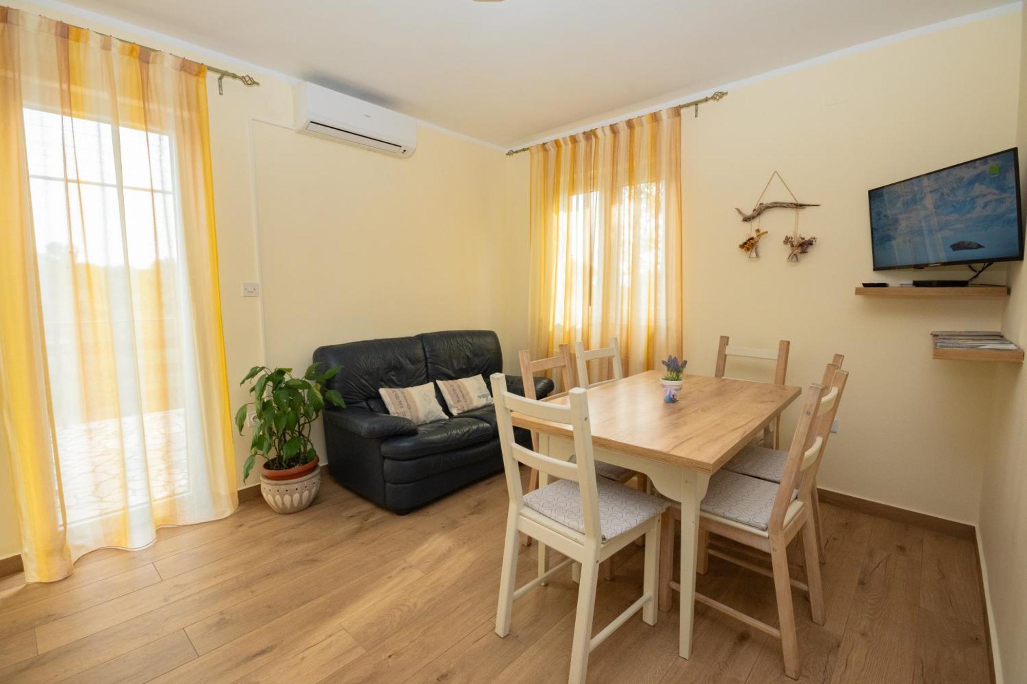 Apartman Doris Milohnici Bagian luar foto