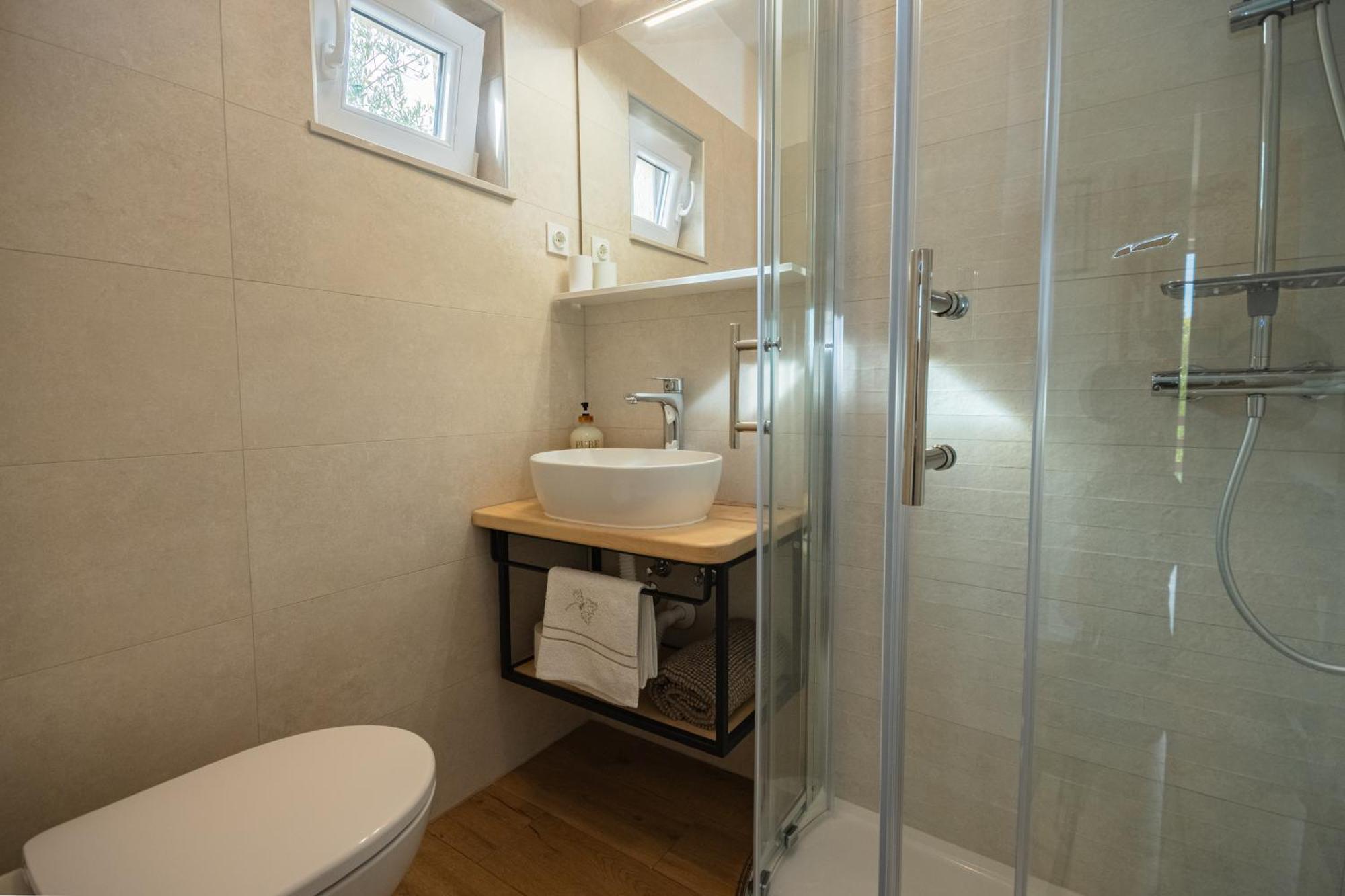 Apartman Doris Milohnici Bagian luar foto